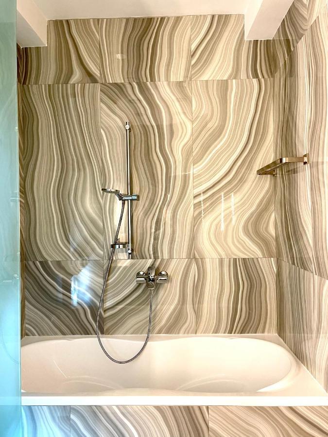 Logvinenko Apartment บิชเคก ภายนอก รูปภาพ