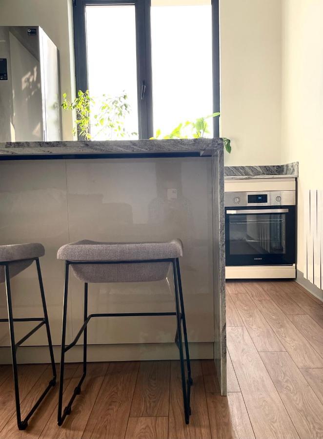 Logvinenko Apartment บิชเคก ภายนอก รูปภาพ